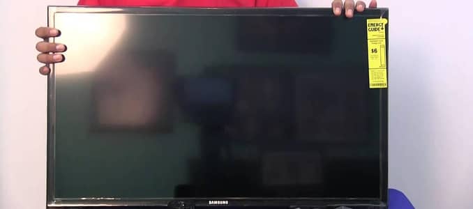Samsung 32' inch Smart LED TV