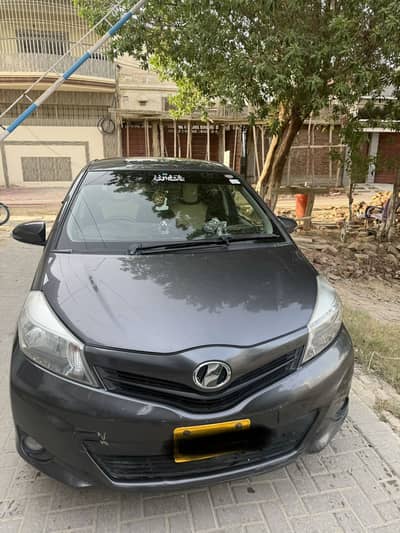 Toyota Vitz 2013