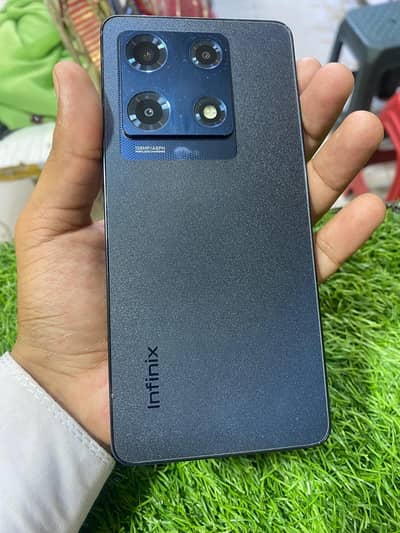 Infinix Note 13 Pro