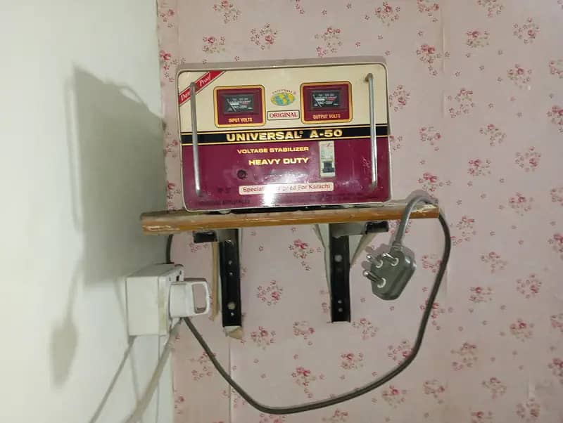 Stabilizer 5000 volt 0
