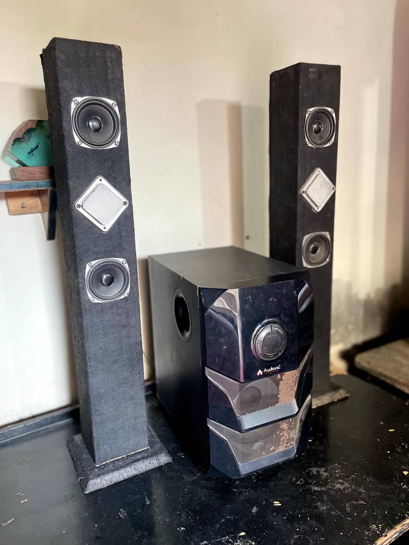 Audionic BT speaker 1