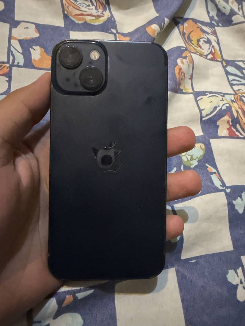 Apple iPhone 13 13