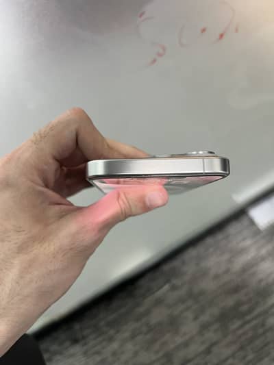 Apple iPhone 15 Pro