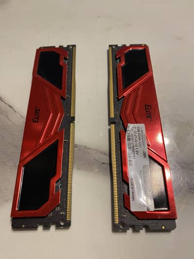 Teamgroup ellite ddr4 3200mhz , 8*2 sticks.