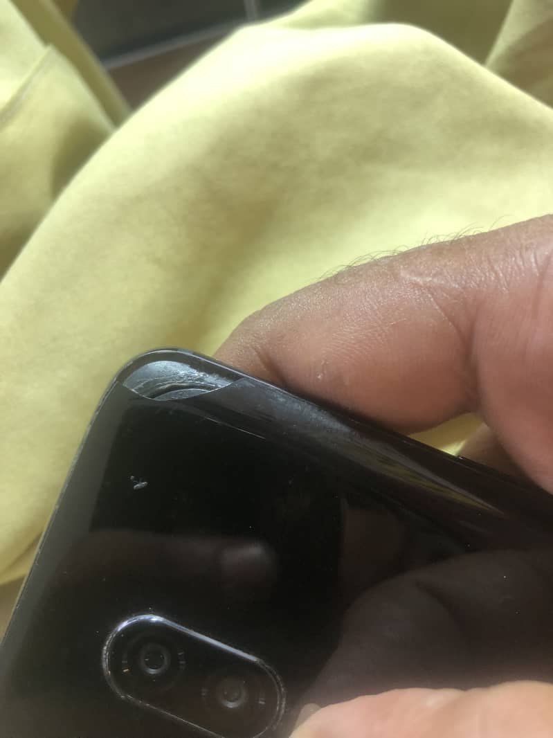 One Plus 6T 5