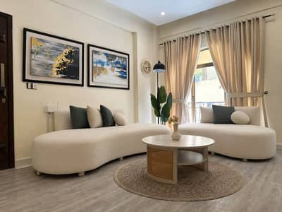 1 bed luxury furnished flat on short term basis