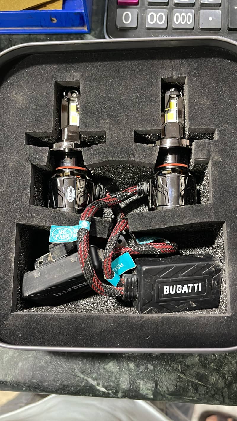Bugatti lites 0