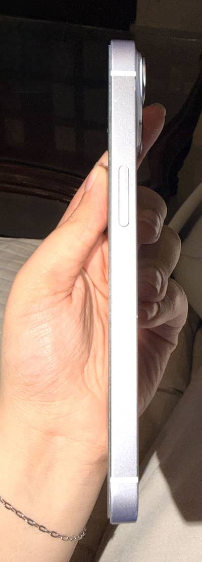 Apple iPhone 14