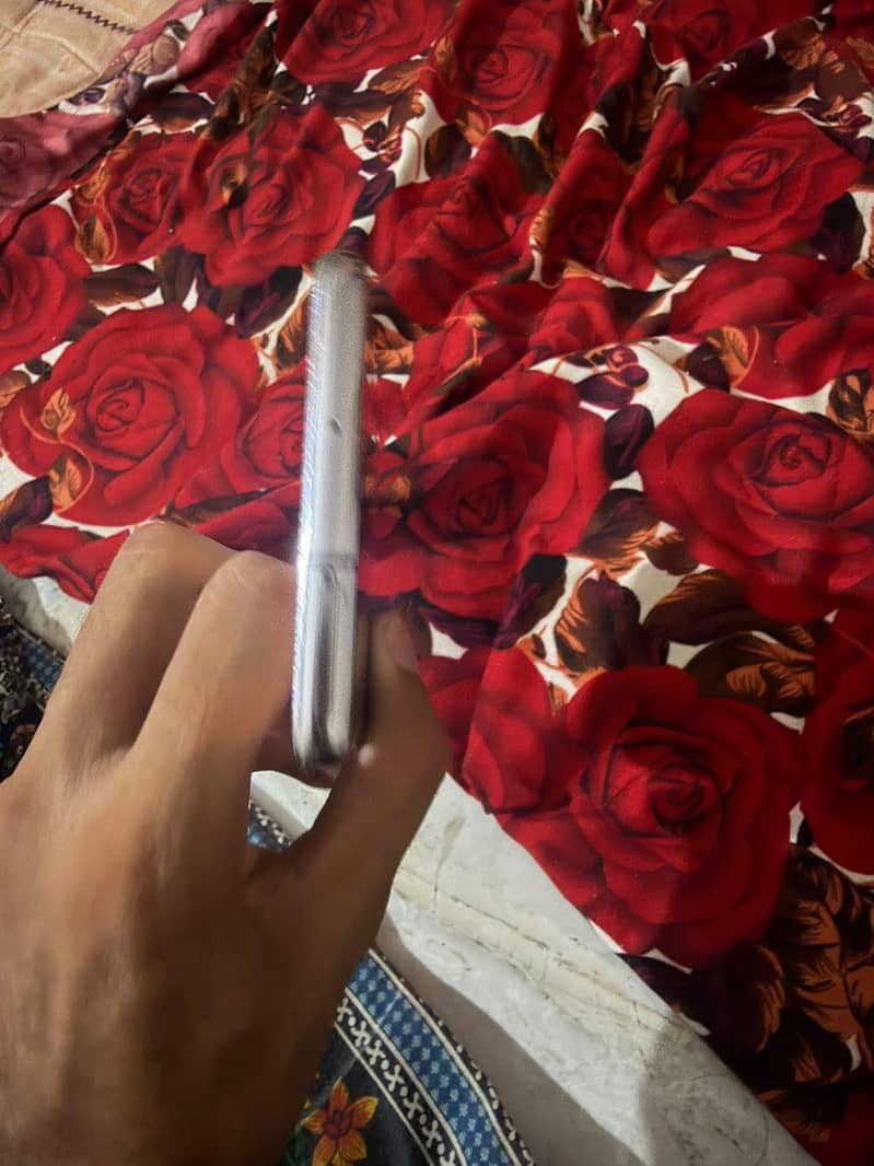 samsung s10plus 4