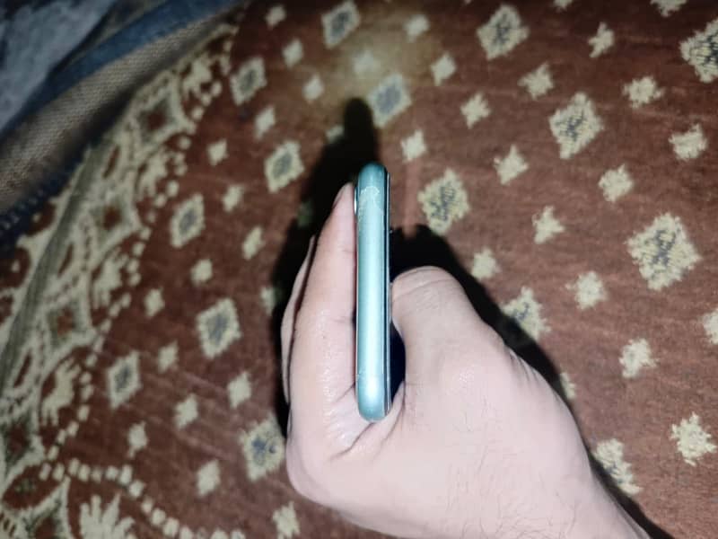 Apple iPhone 11 5