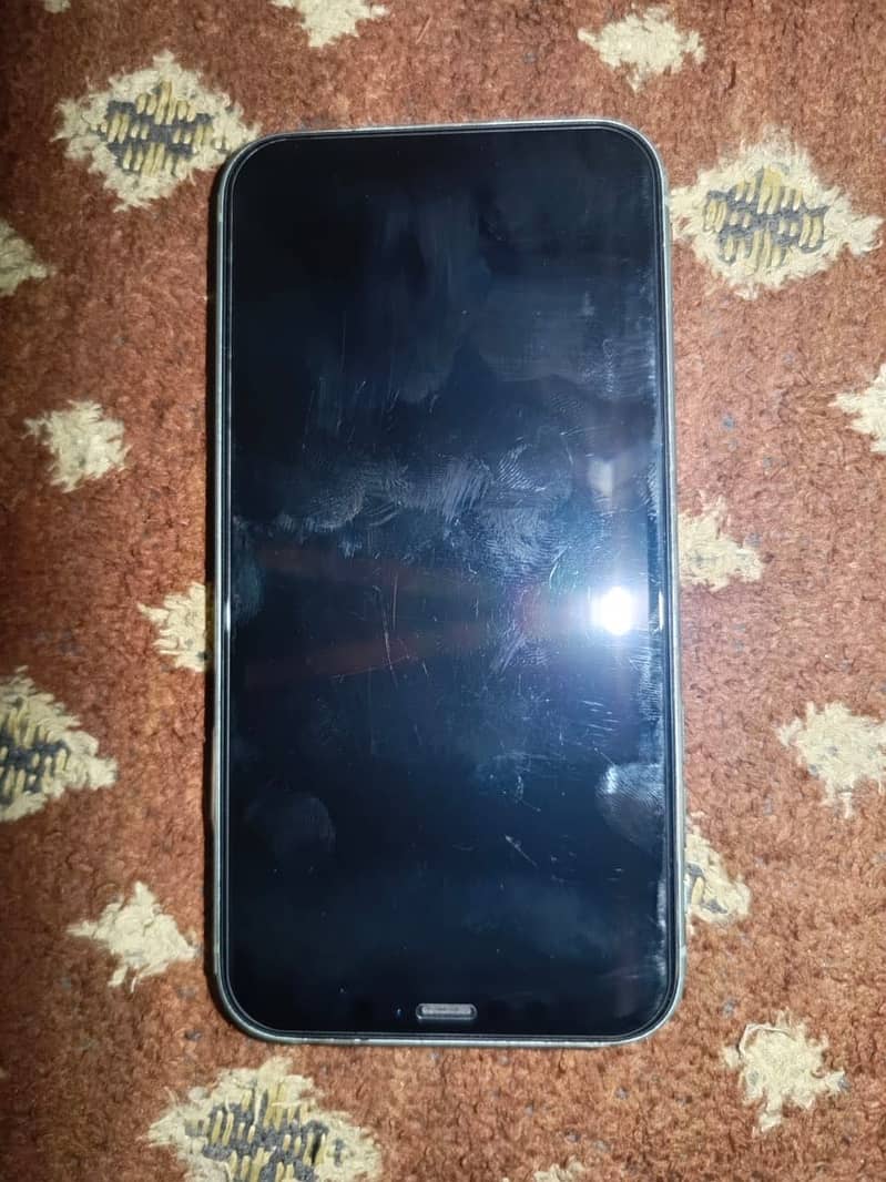 Apple iPhone 11 7