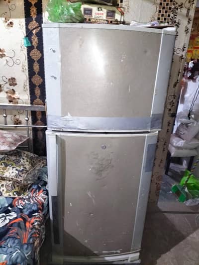 Dawlance Refrigerator Condition aapky samny ha rate kam ho jaye gq
