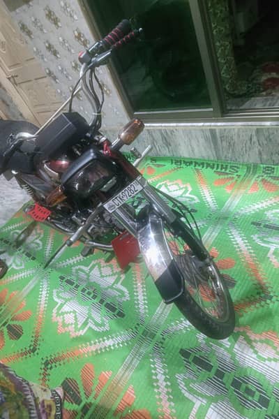 Honda CD 70 baik 2016 model 2018 registered All ok document  all new