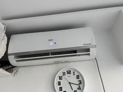 Haier 1 ton DC inverter heat/cool