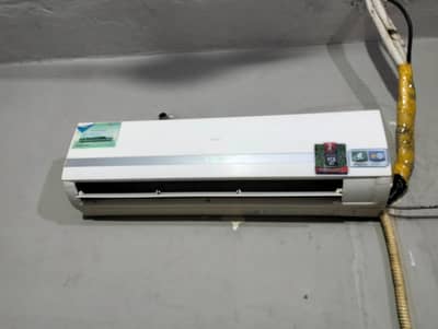 1.5 Ton AC