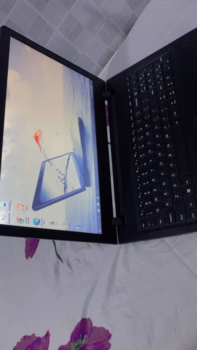 Lenovo laptop 1 TB