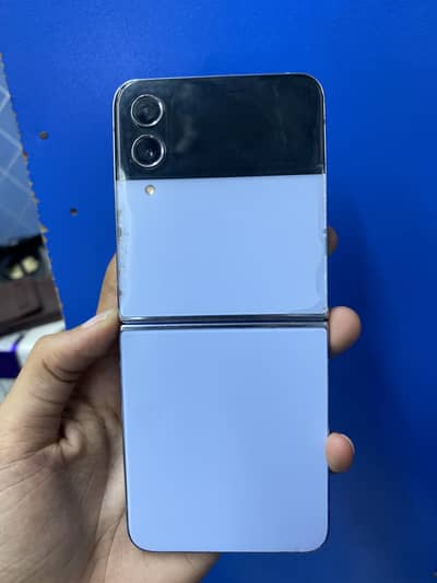 Samsung Mobile Z Flip 4