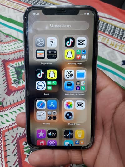 Apple iPhone 11