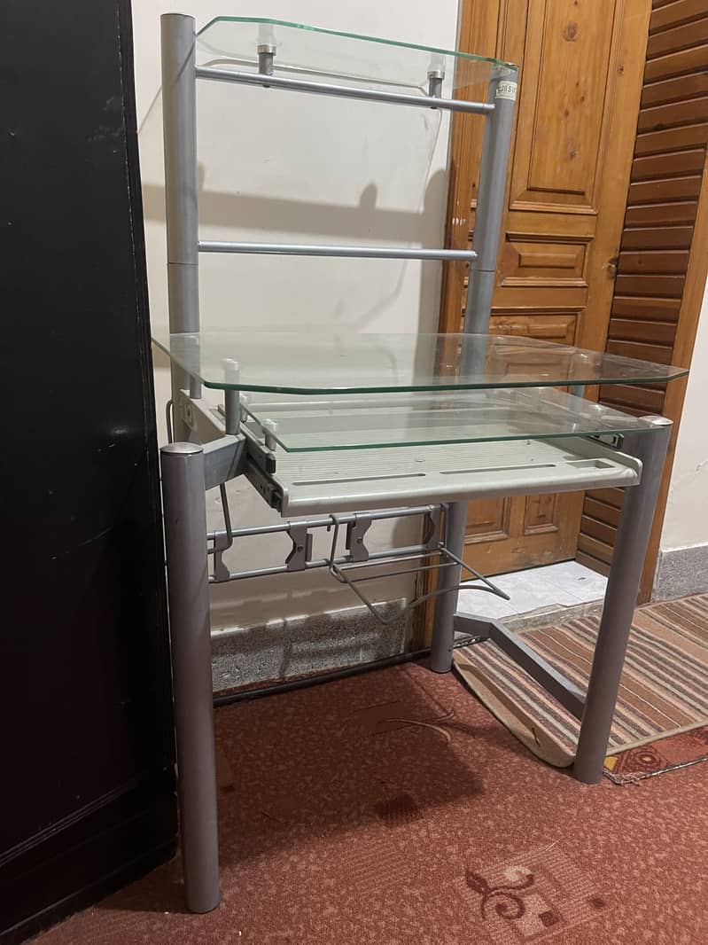 Office and study table 0