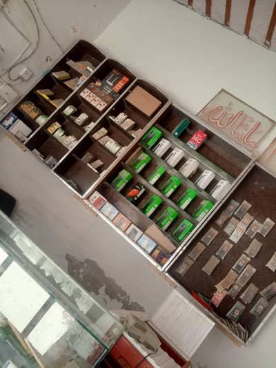 PC and accessorie counter argent sale