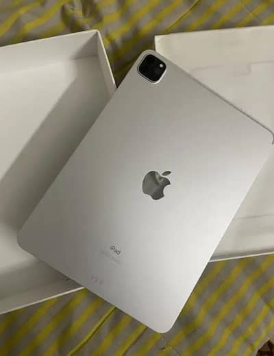 iPad Pro M1 | 3rd Generation | 256-GB | Apple Pencil | Full Box