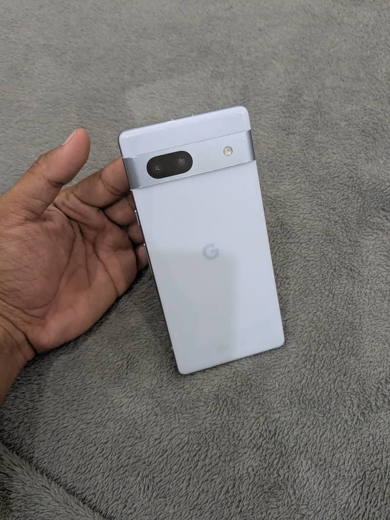 Google Pixel 7a 5