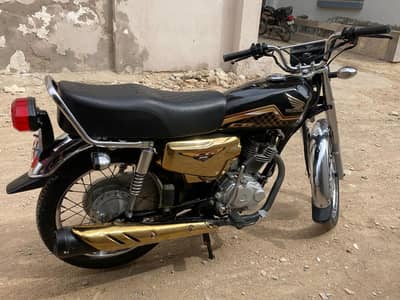 Honda 125 Golden Edition 2024