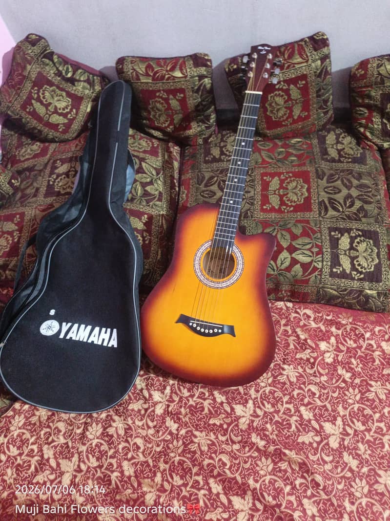 jamboo guitar  large  size 2