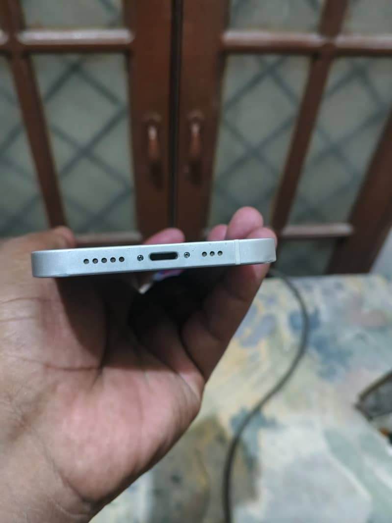 Apple iPhone 12 0