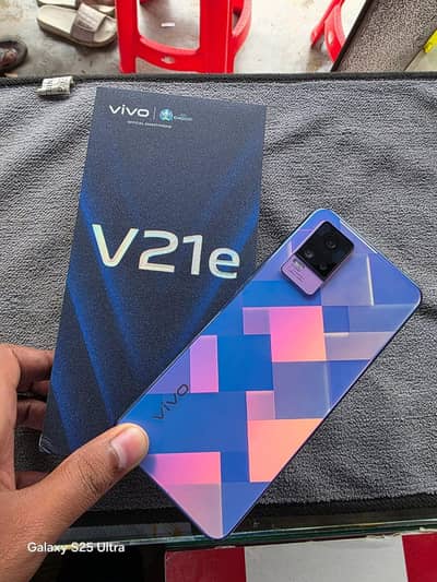 Vivo V21e 10 10 Condition Urgent sale