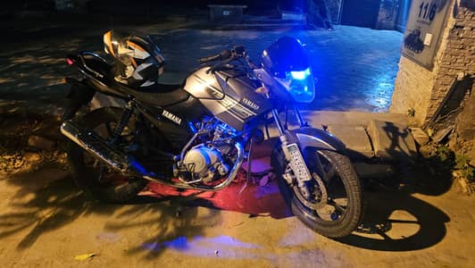 Yamaha YBR 125G |Heavy baick Helmat Gift |Self Start | Good Condition
