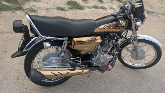 Honda CG 125 Gold edtion 2025