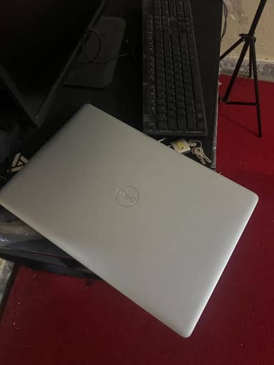 Dell Core i5 10th Generation 2 Gb NVidea Graphics Card