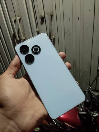 Infinix Smart 8