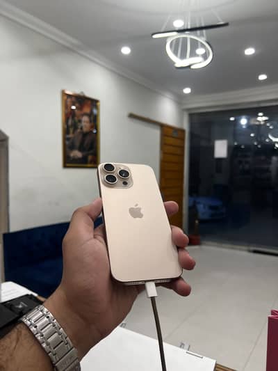 iPhone 16 pro max pta