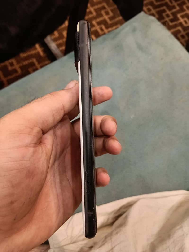 Google Pixel 6 3
