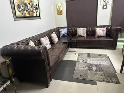 Elegant Chesterfield L-Shape Sofa (7-Seater + Corner)