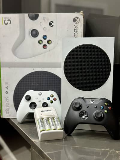 XBOX S 512GB / offline Games / 2 Controllers / box