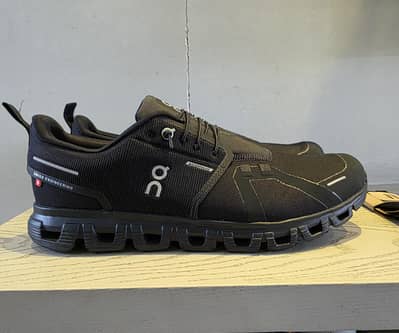 OnCloud 6 Waterproof Shoes