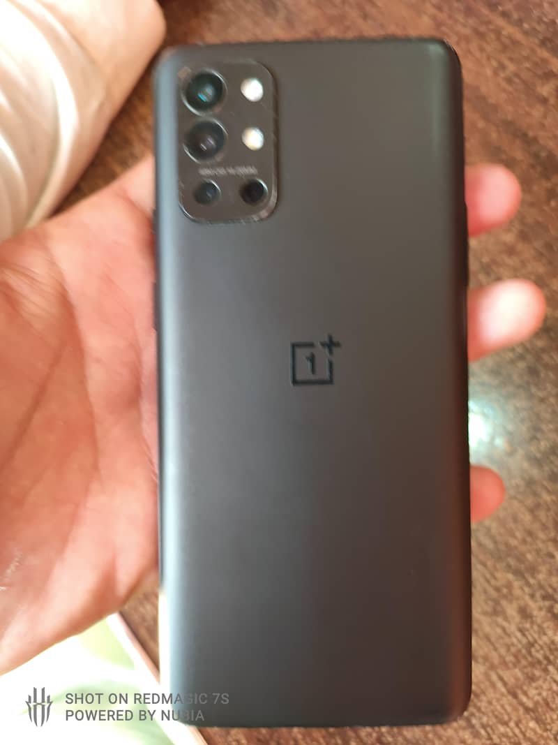 One Plus 9R 0