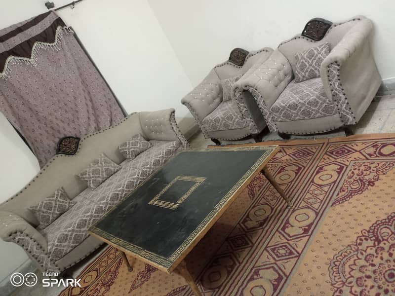 Sofa set and table 0
