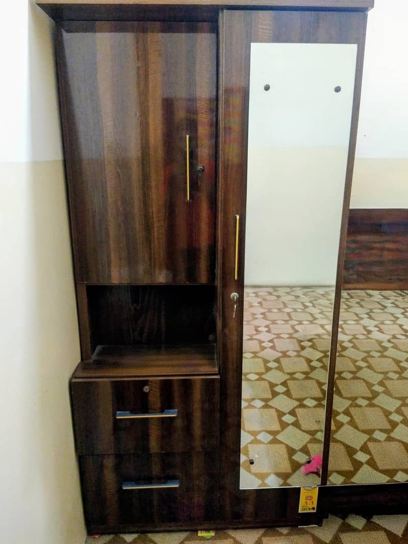 dressing table 1