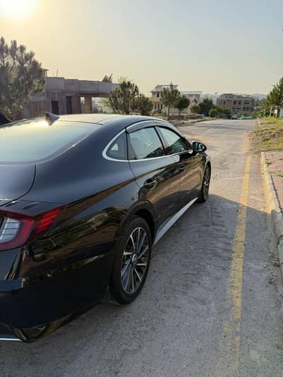 Hyundai Sonata 2022