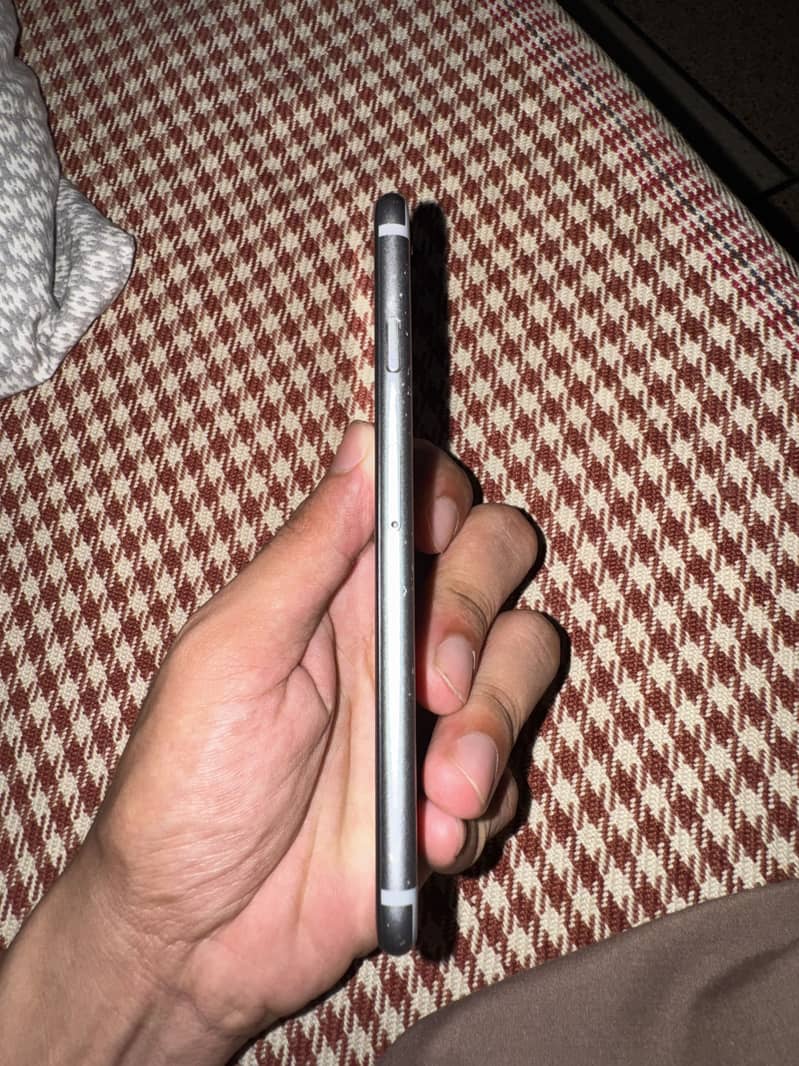 Apple iPhone 6 2