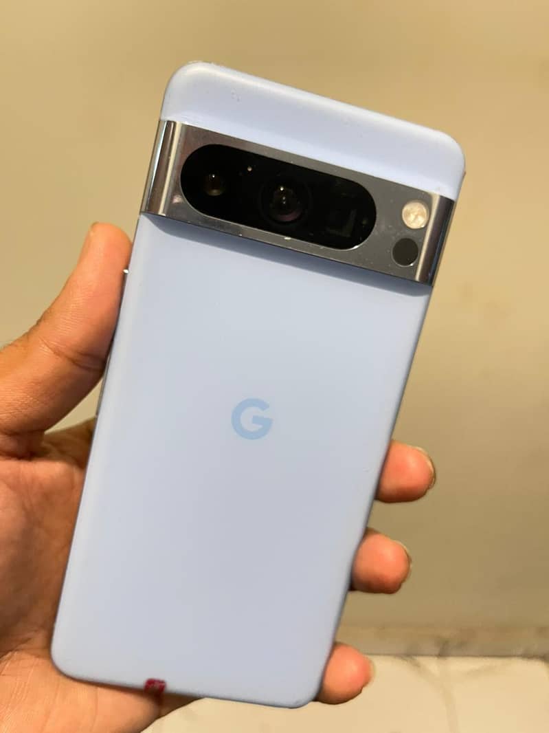 Google Pixel 8 Pro 3