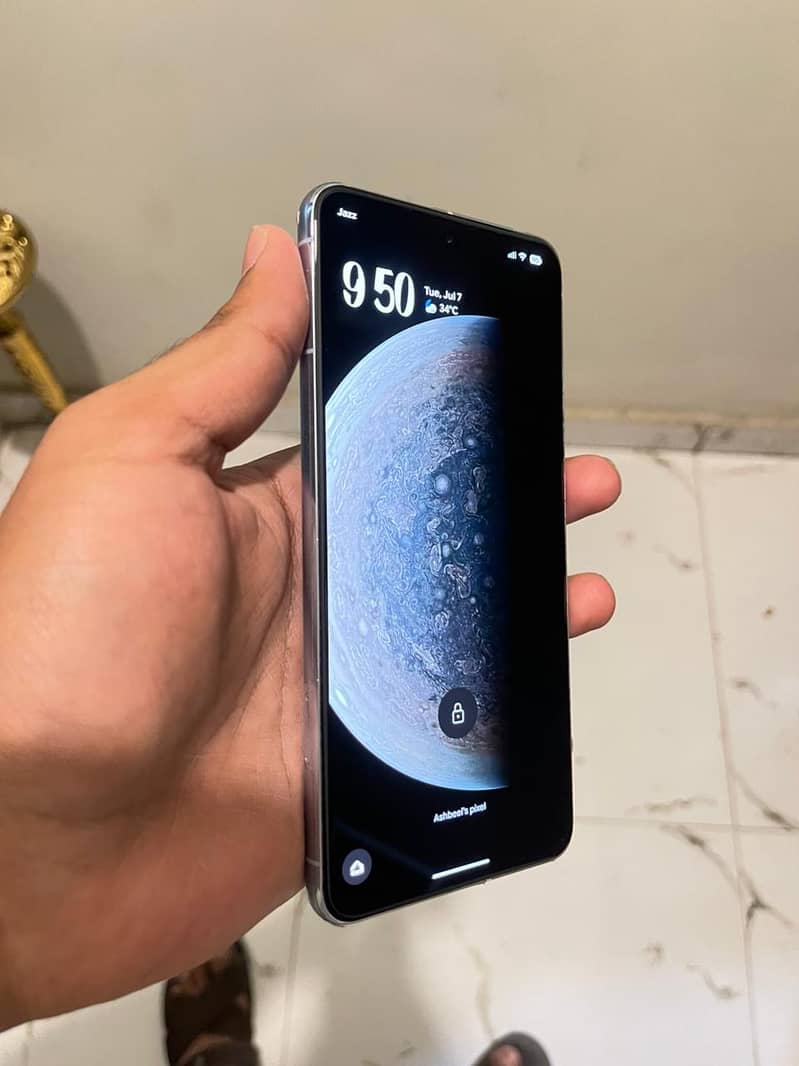 Google Pixel 8 Pro 5