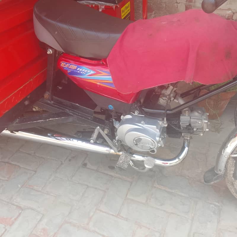 Loader rickshaw 4