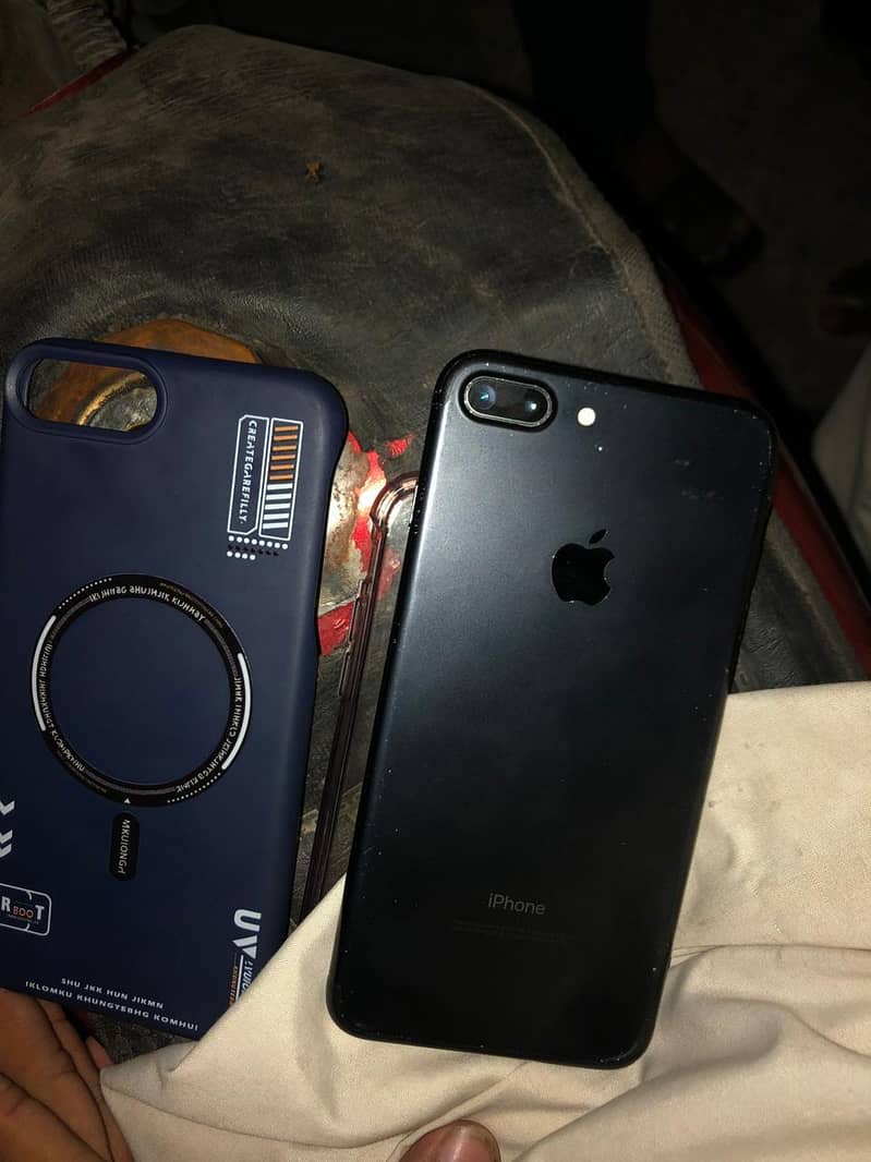 Apple iPhone 7 Plus 4