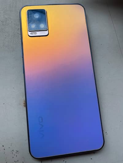 VIVO V20