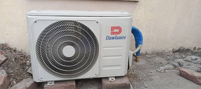 dawlance inverter 1 ton very good condition